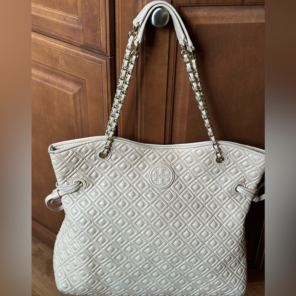 Tory Burch tote bag with chain straps blush/light pink